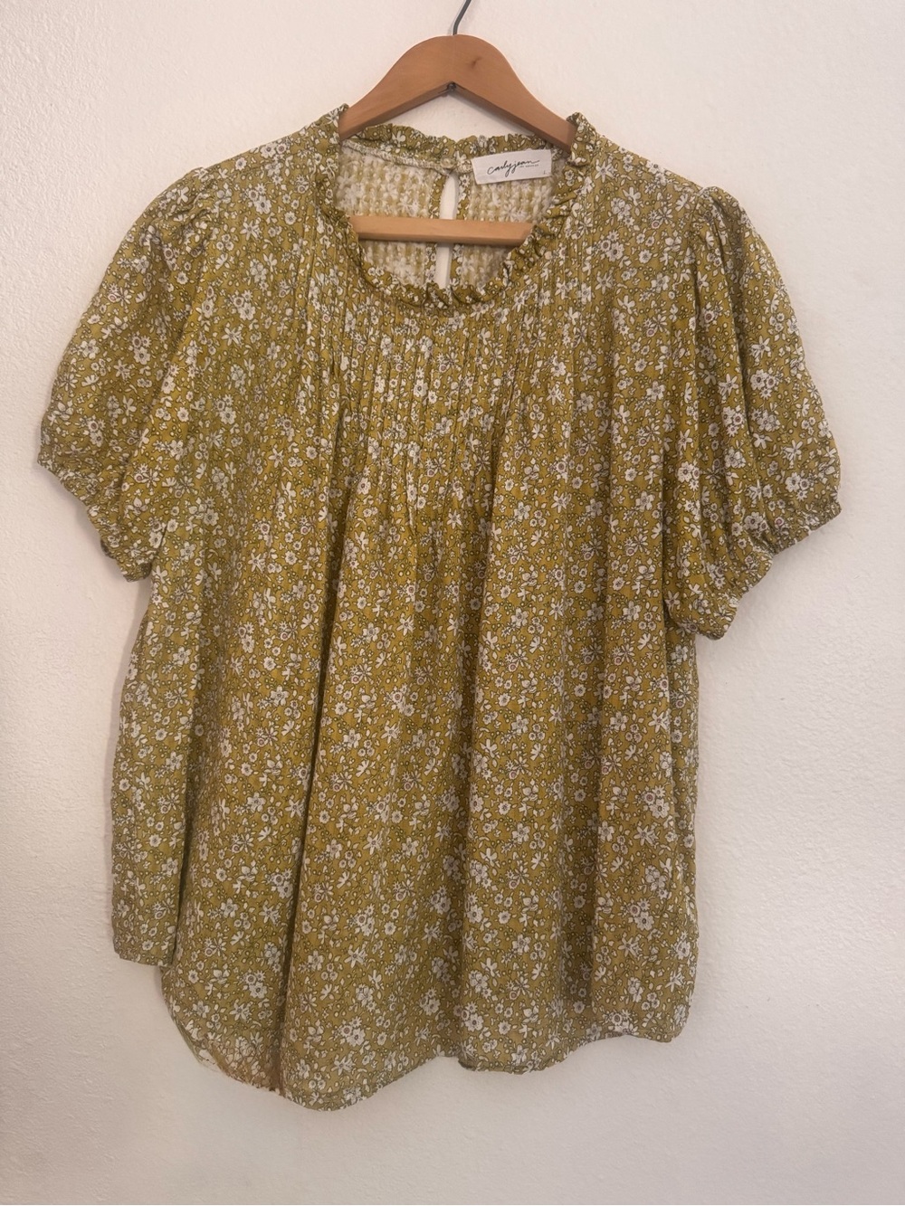 Carly Jean Los Angeles Mustard Floral Ruffle-Neck Top - Picture 2 of 6